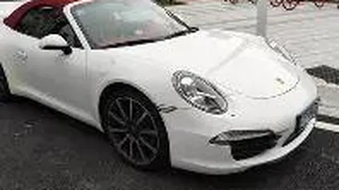 佩德里荣耀时刻：首度捧得“助攻王”奖杯，惊喜连连！